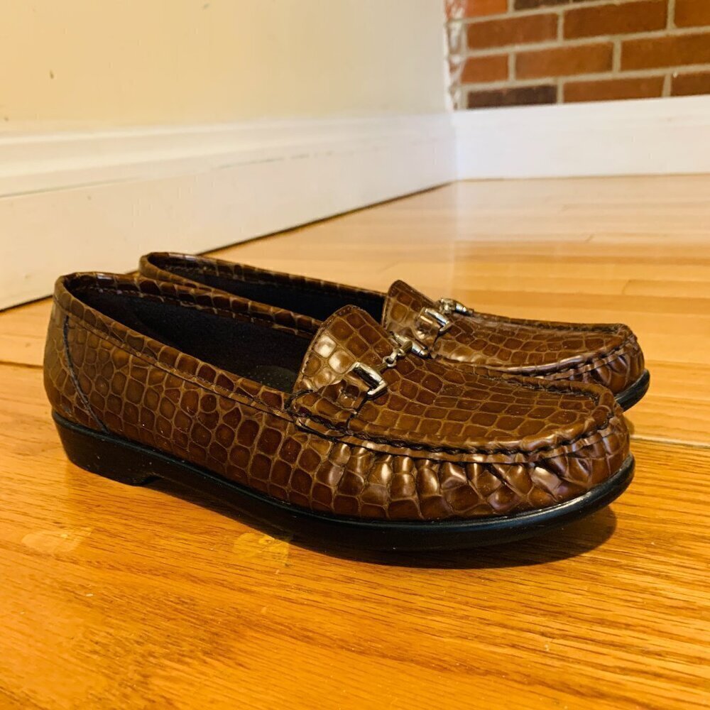 SAS Simplify Womens Size 8.5 M Brown Croc Shoes Leather Tripad Comfort Loafer